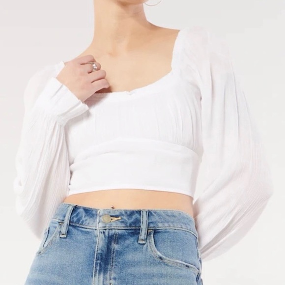 Hollister Long Sleeves White Blouse Knotted in the back - Picture 2 of 6